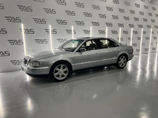 Audi A8 4.2 QUATTRO TIPTRONIC V8 340cv – SÓLO 49.000km