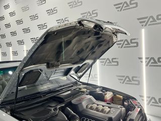 Audi A8 4.2 QUATTRO TIPTRONIC V8 340cv – SÓLO 49.000km