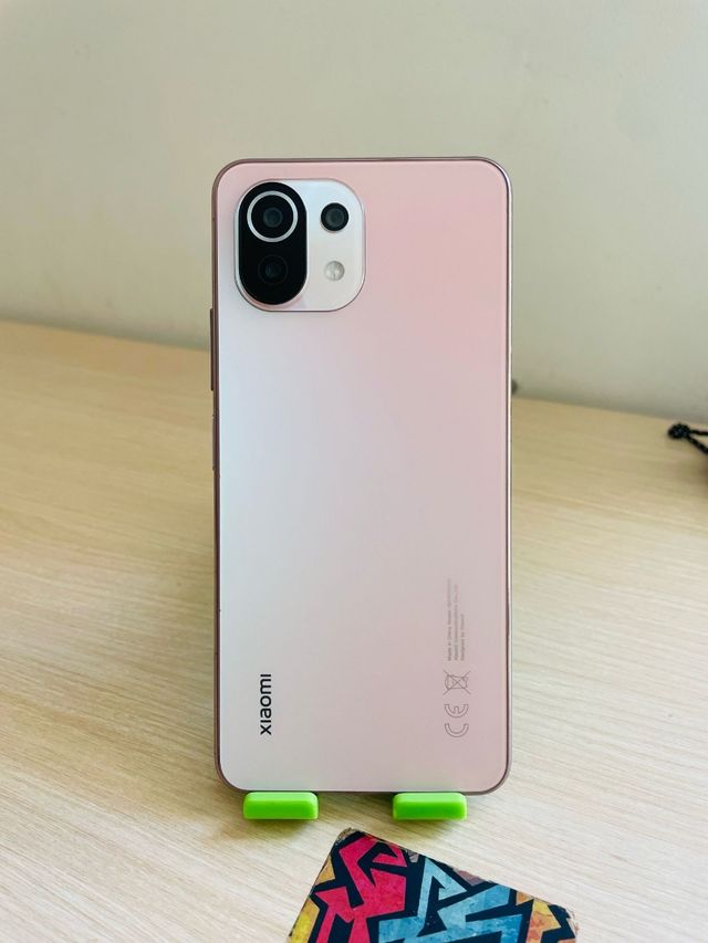 Se vende xiaomi mi 11 lite