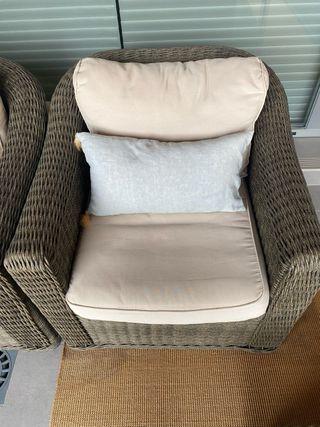 Sillones y mesa jardin