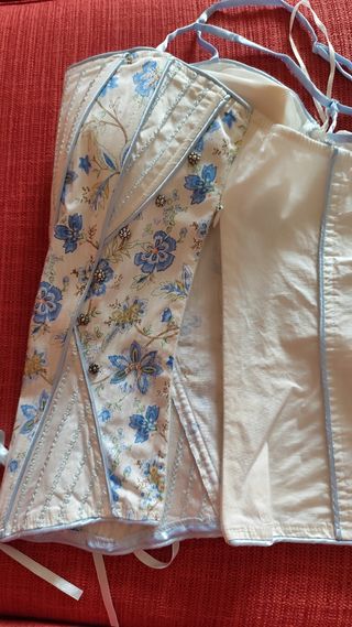 Corpiño raso y joyas T 36-38