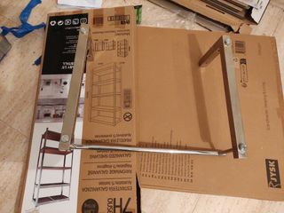 Lavabo de metraquilato con soporte metálico