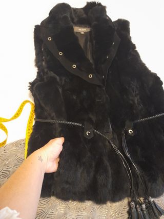 Chaleco negro piel
