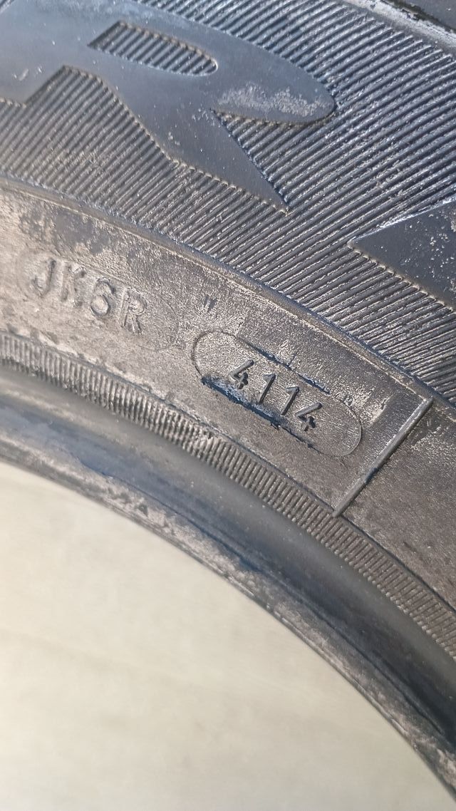 195/65R15 91V