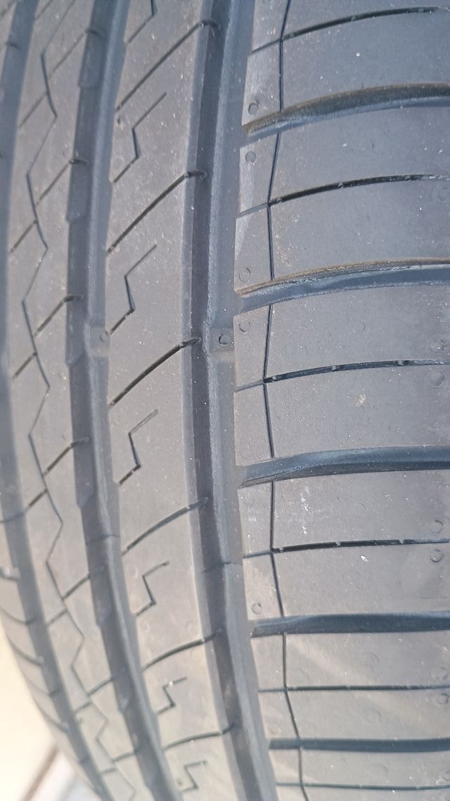 195/65R15 91V