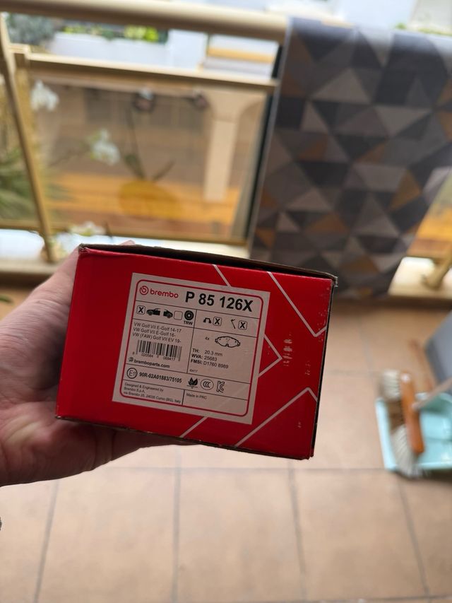 Pastillas de freno brembo P85 126X