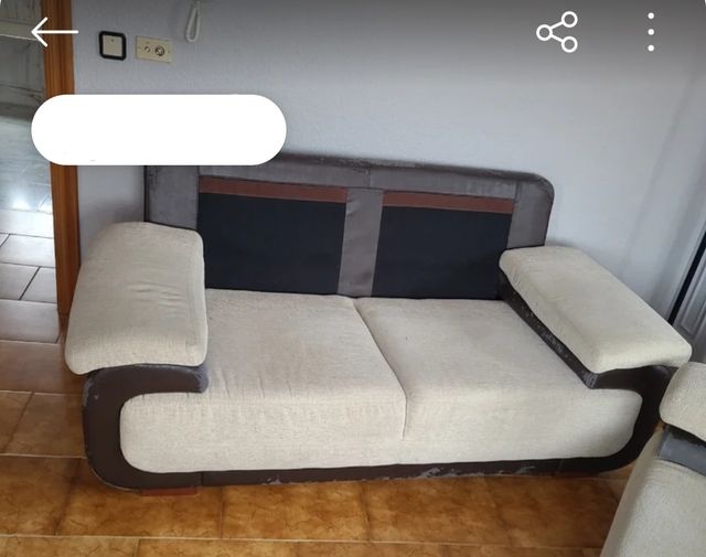 Sofa de 2 plazas, crudo y marrón.