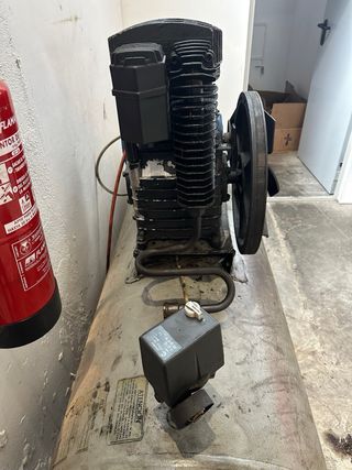 COMPRESOR UNIAIR