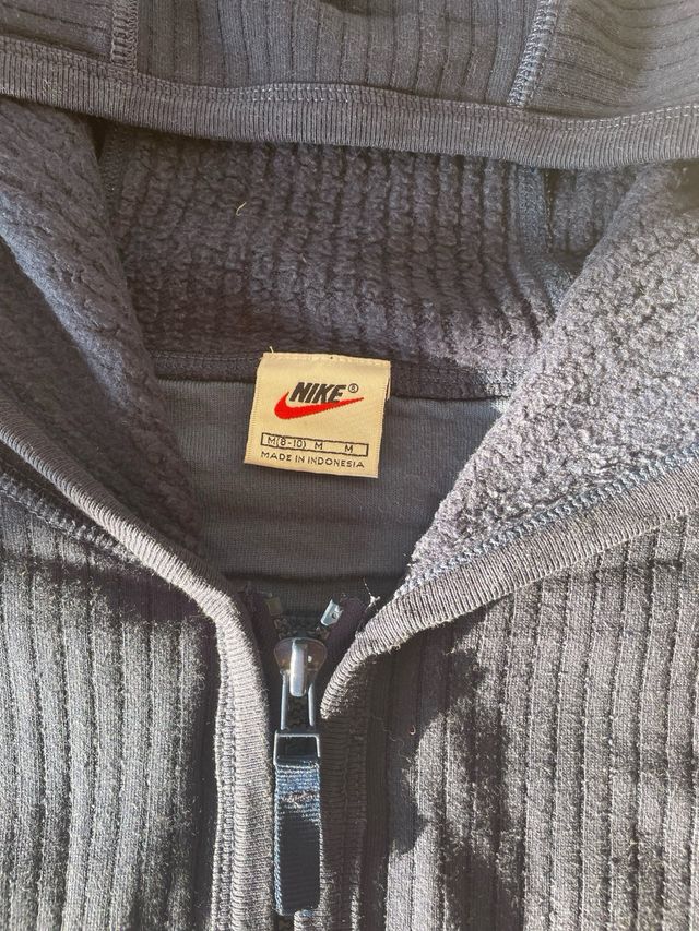 Felpa smanicate Nike con cappucciotaglia M