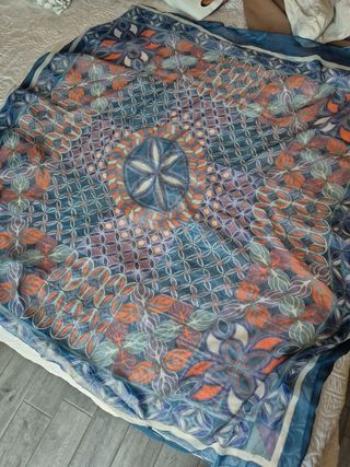 Foulard fantasia con frange