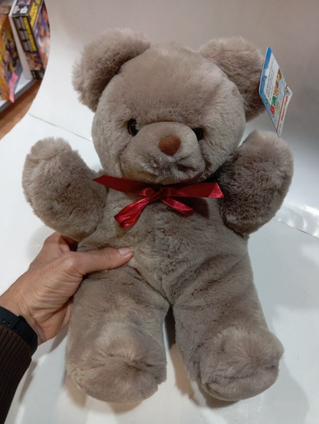 Osito de peluche gris
