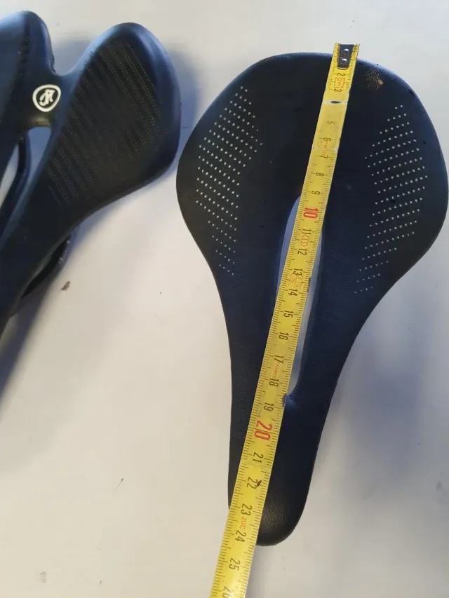 Sillines bici carbono