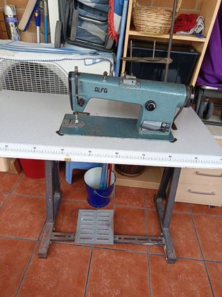 Maquina de coser. Escucho ofertas