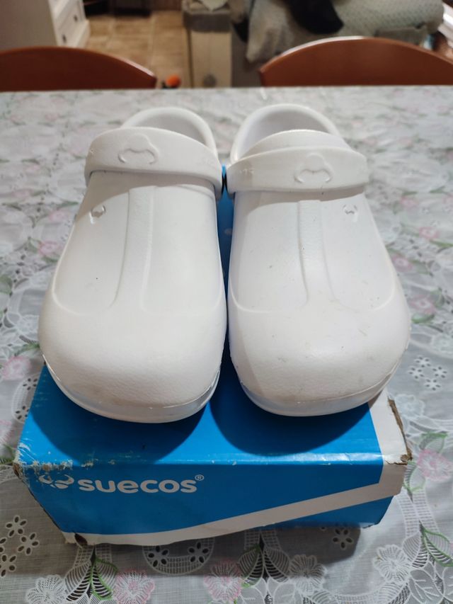 Zuecos marca Suecos Oden 43,44