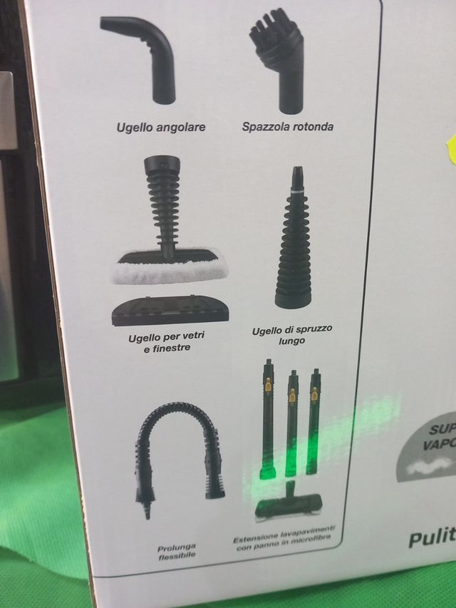 Pulitore e scopa igienizzante a vapore