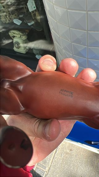 CABALLO PORCELANA BESWICK