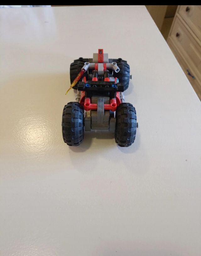 Macchina Lego