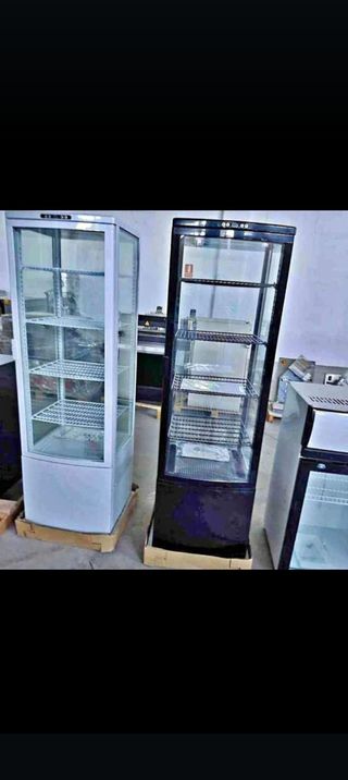 Vitrina refrigerada de 4 caras.