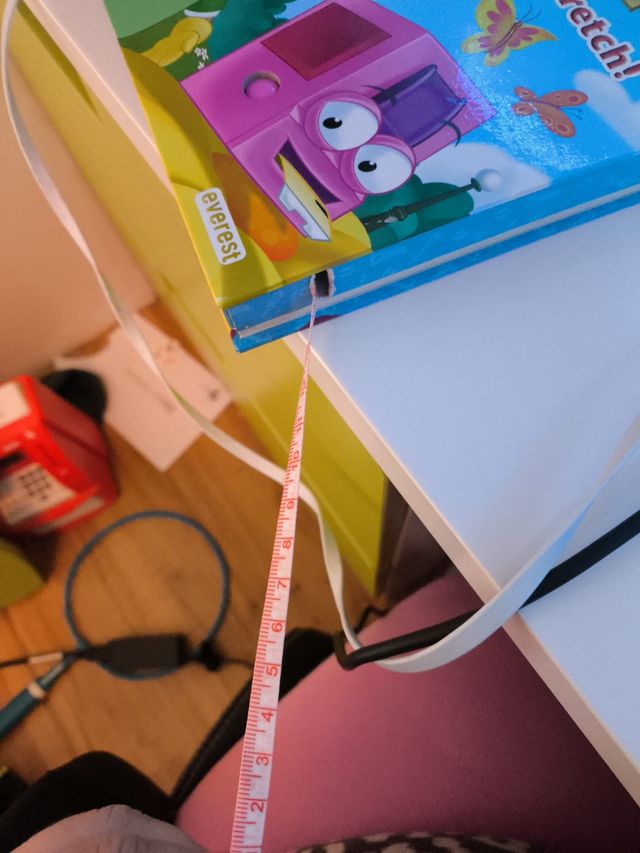 Manny Manitas. ¡Mídete con Stretch! (Manny Mani...