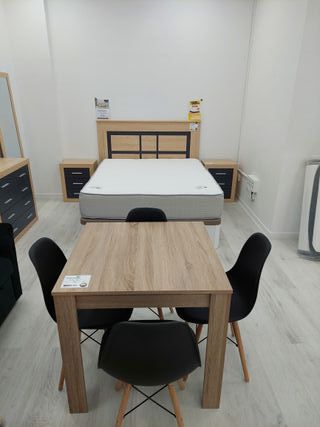 mesa miramy +4 sillas negras!!cocina,comedor,etc..