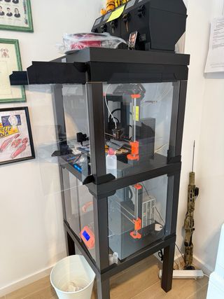 Impresora 3D Prusa MK4S y MMU3 con mueble
