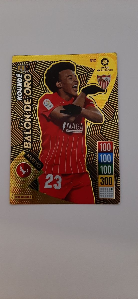 Dos Cartas de fútbol.