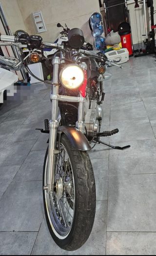 Harley davidson 883 Sporter