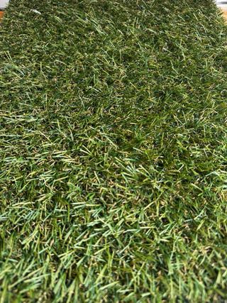 Cesped artificial 2.5 cm modelo GRANATE