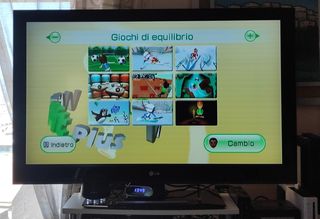 Nintendo bilancia + gioco Wii Fit Plus