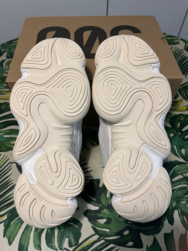 Yeezy 500 Bone 2023