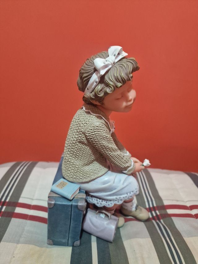 Figura de muñeca adorno