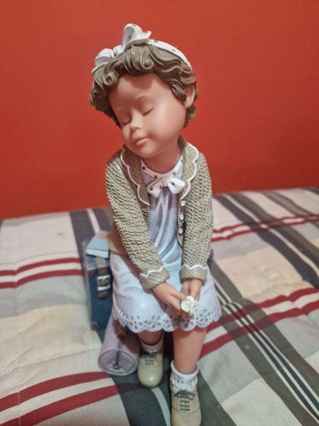 Figura de muñeca adorno