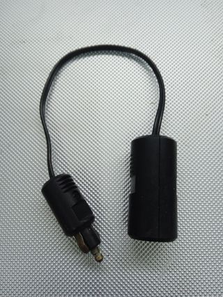 Adaptador toma mechero BMW K