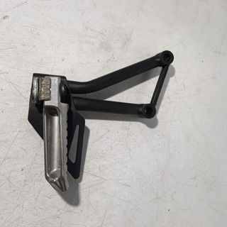 Estribera lado izquierdo Kawasaki Ninja 125 2021