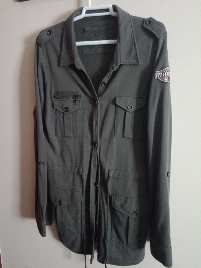 Chaqueta militar mujer