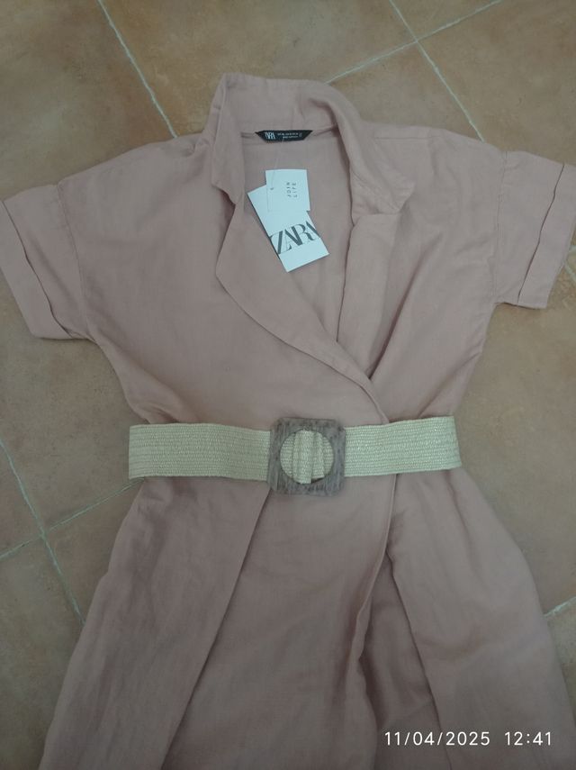 Mono lino de zara con etiqueta 