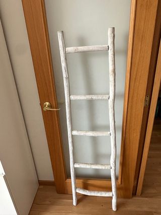 Escalera toallero madera decoracion