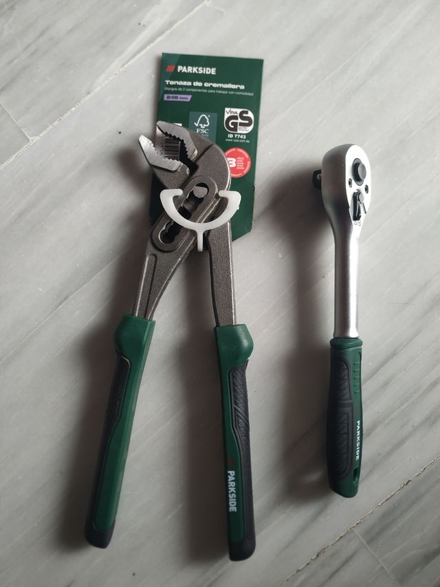 Tenaza Cremallera y Carraca