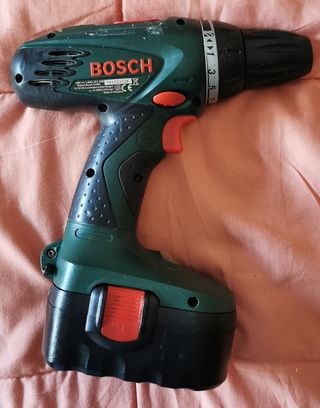 Taladro atornillador bosch 18V