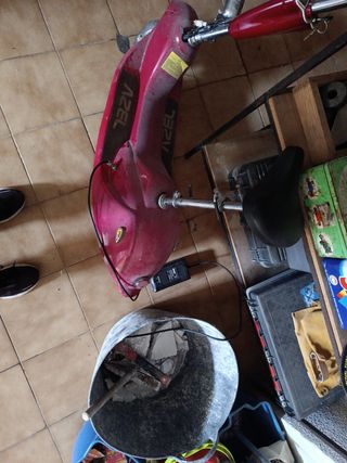 Patinete antiguo azel