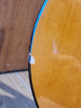 Guitarra Admira Paloma más funda