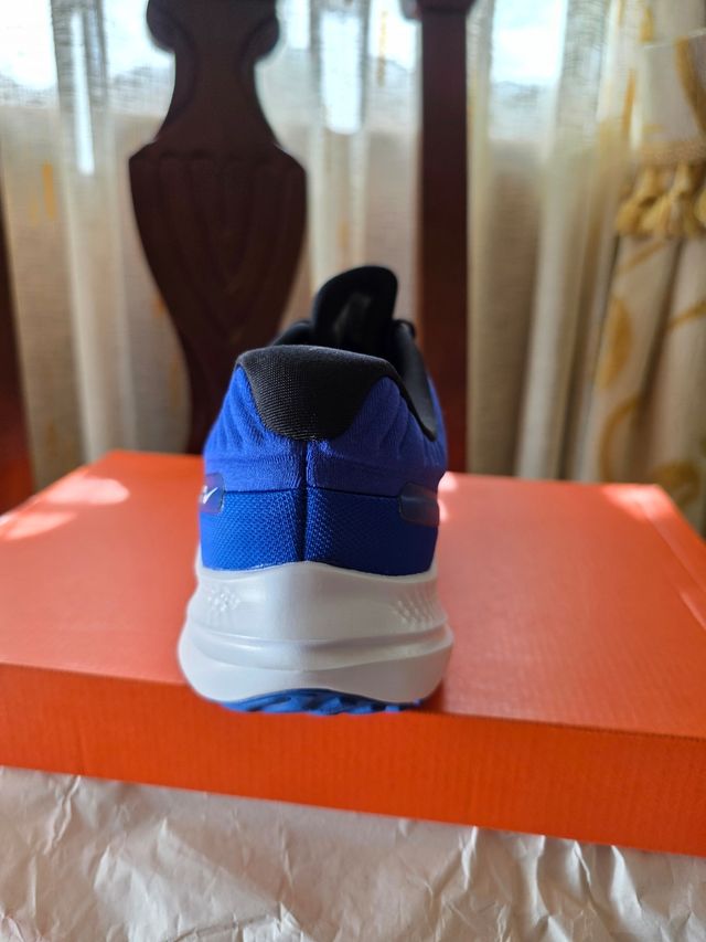 Nike Quest 5 hombre azul n42,5 sin estrenar