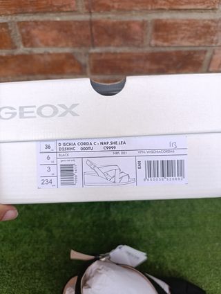 Sandalias con cuña Geox nuevas 