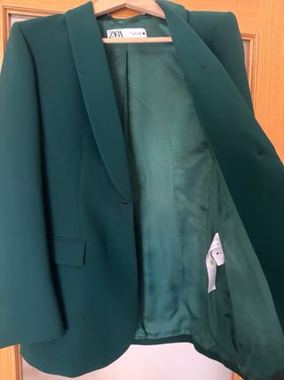 Traje chaqueta y pantalón zara