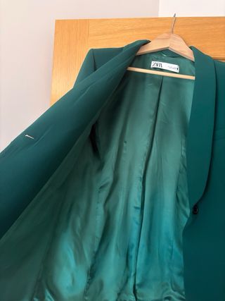 Traje chaqueta y pantalón zara