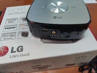 LG Proyector LED HX300G completo nuevo