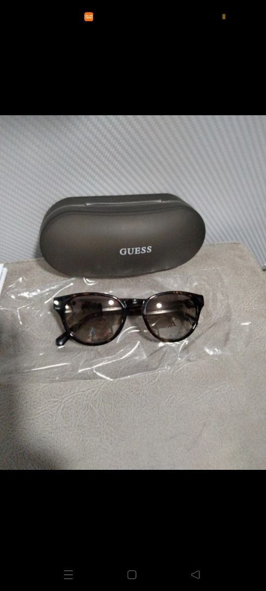 Gafas de sol Guess GU6970