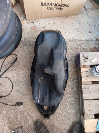 Vano sotto sella italjet millennium 150