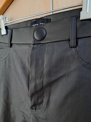 Pantalón negro