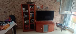 Mueble salón más vitrina 